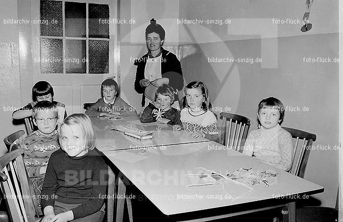 Katholischer Kindergarten St.Peter Sinzig 1965-66: KNSTPTSN-004918