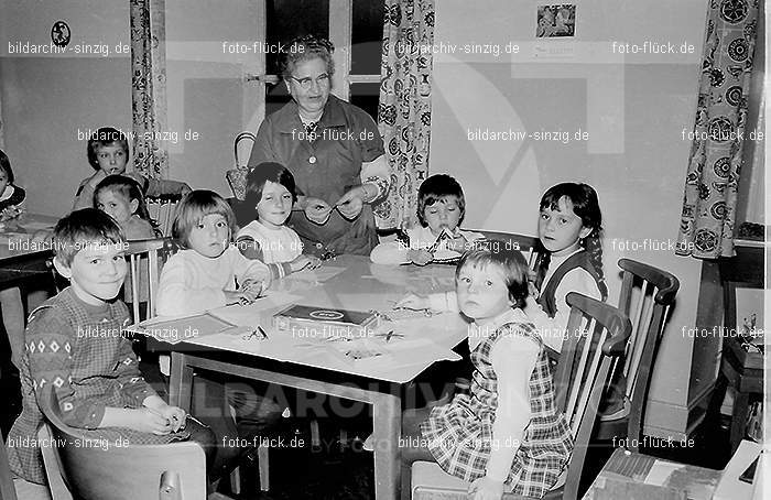 Katholischer Kindergarten St.Peter Sinzig 1965-66: KNSTPTSN-004919