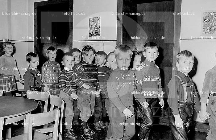 Katholischer Kindergarten St.Peter Sinzig 1965-66: KNSTPTSN-004926