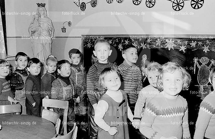 Katholischer Kindergarten St.Peter Sinzig 1965-66: KNSTPTSN-004944