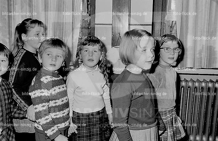 Katholischer Kindergarten St.Peter Sinzig 1965-66: KNSTPTSN-004961