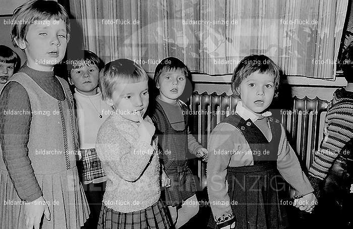 Katholischer Kindergarten St.Peter Sinzig 1965-66: KNSTPTSN-004965