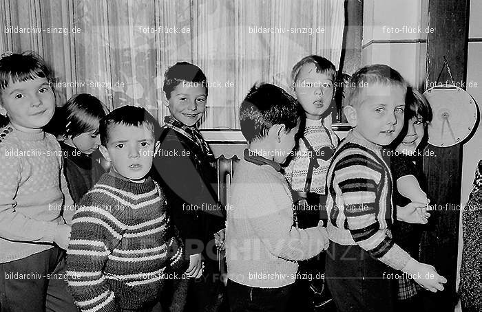 Katholischer Kindergarten St.Peter Sinzig 1965-66: KNSTPTSN-004970
