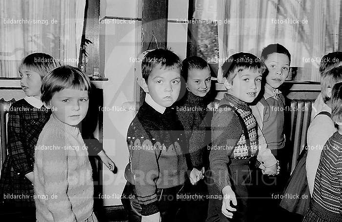 Katholischer Kindergarten St.Peter Sinzig 1965-66: KNSTPTSN-004972