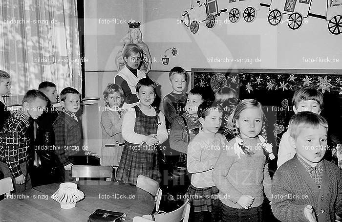 Katholischer Kindergarten St.Peter Sinzig 1965-66: KNSTPTSN-004988