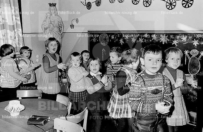 Katholischer Kindergarten St.Peter Sinzig 1965-66: KNSTPTSN-004991