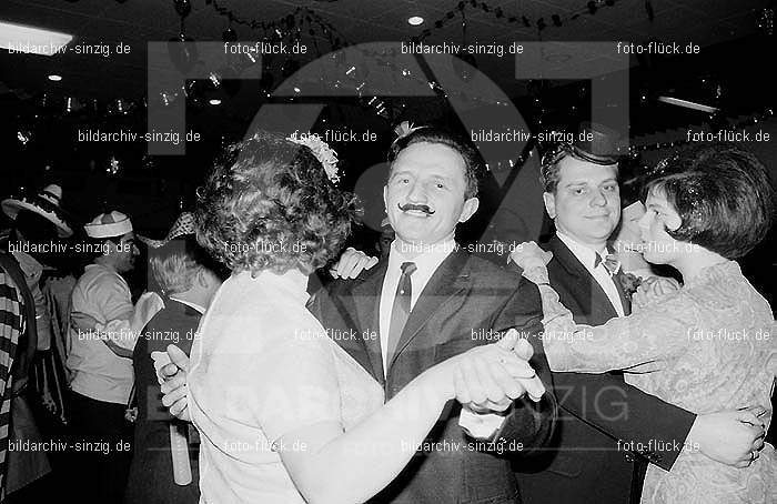1968 Rosenmontag im Helenensaal Sinzig: RSHLSN-005710