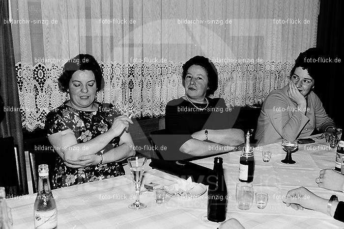 1967 Sinziger Stadtmaure-Möhne im Cafe Zepp Sinzig: SNSTMHCFZPSN-005849