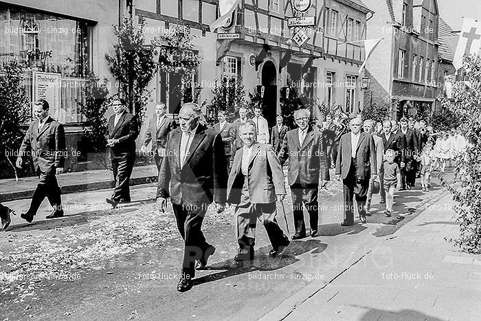 1967 Fronleichnamsprozession in Sinzig: FRSN-006030