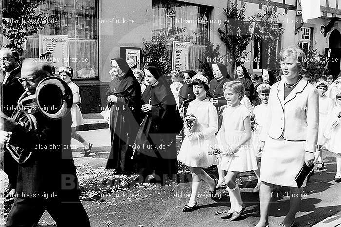 1967 Fronleichnamsprozession in Sinzig: FRSN-006032