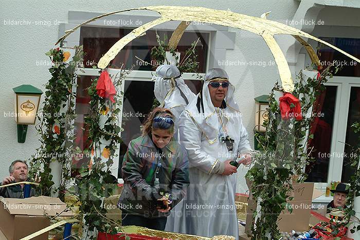 2004 Karnevalsumzug - Veilchendienstag Sinzig: KRVLSN-006431