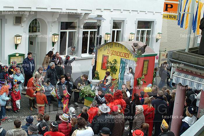 2004 Karnevalsumzug - Veilchendienstag Sinzig: KRVLSN-006536