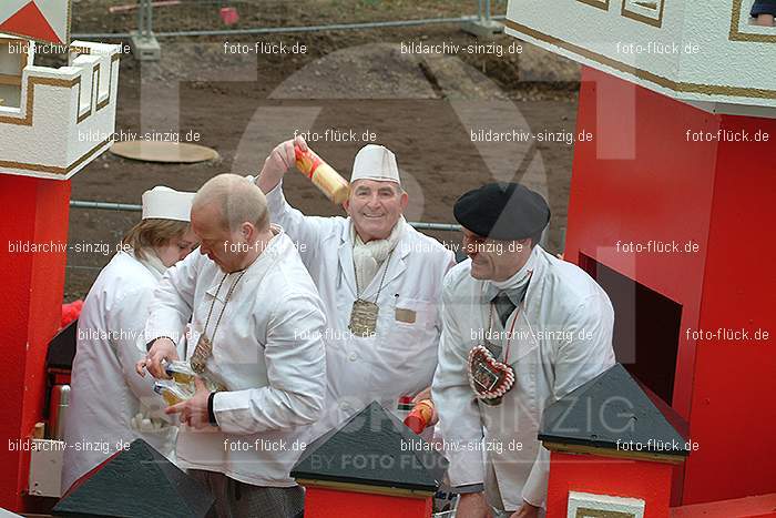 2004 Karnevalsumzug - Veilchendienstag Sinzig: KRVLSN-006597