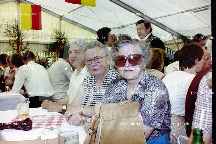 1978 Kirmes - Dienstag im Zelt Sinzig Jahnstraße: KRDNZLSNJH-006939