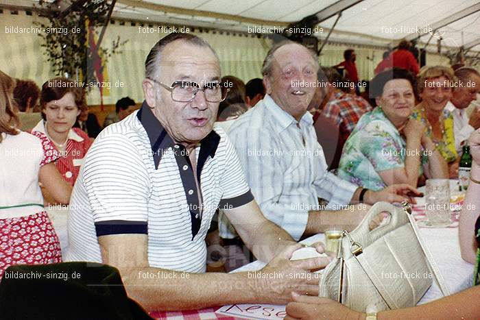 1978 Kirmes - Dienstag im Zelt Sinzig Jahnstraße: KRDNZLSNJH-006961