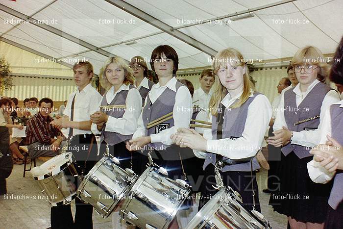 1978 Kirmes - Dienstag im Zelt Sinzig Jahnstraße: KRDNZLSNJH-006989