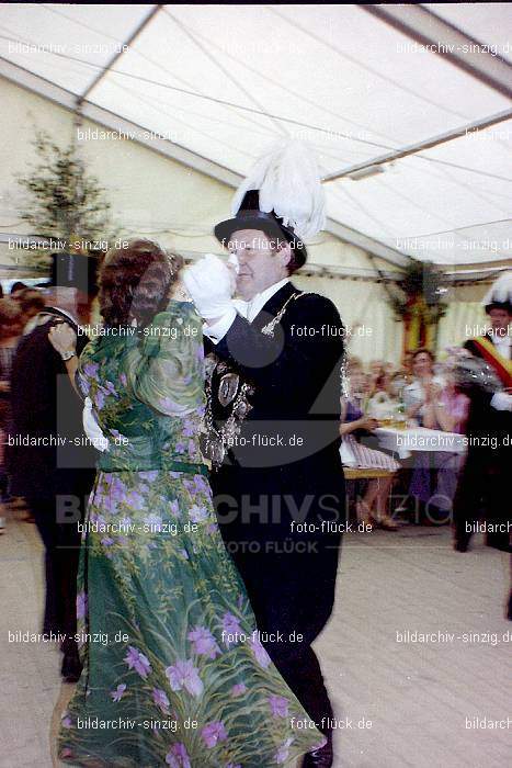 1978 Kirmes - Dienstag im Zelt Sinzig Jahnstraße: KRDNZLSNJH-006995