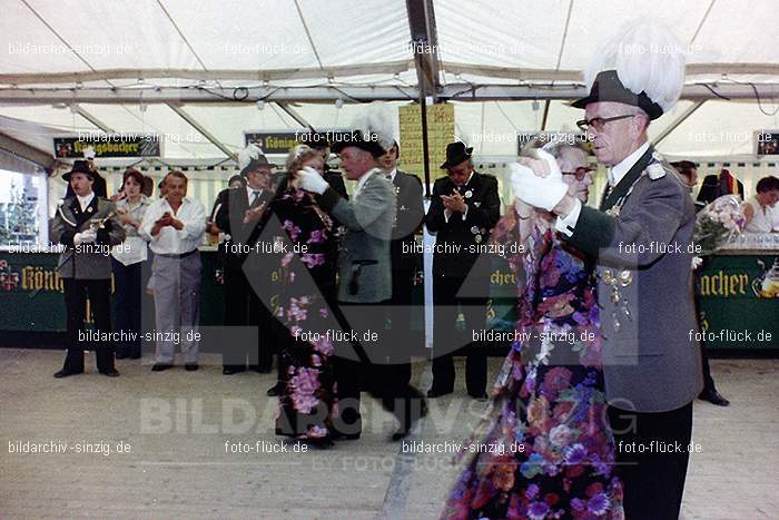 1978 Kirmes - Dienstag im Zelt Sinzig Jahnstraße: KRDNZLSNJH-006997