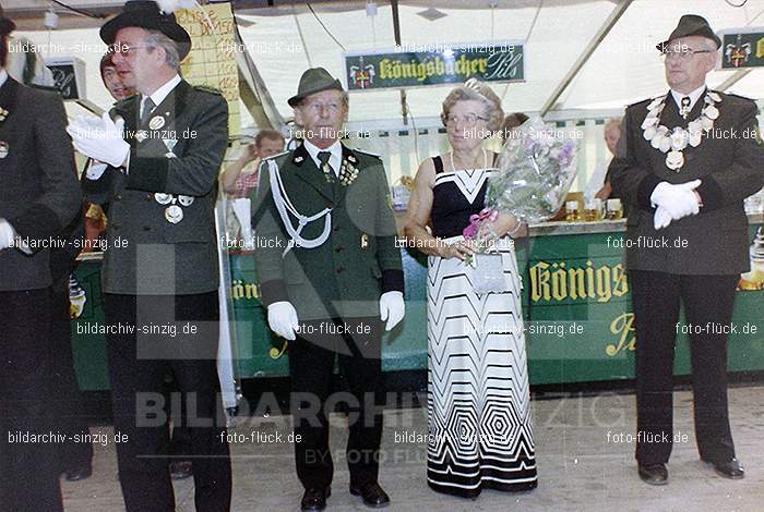 1978 Kirmes - Dienstag im Zelt Sinzig Jahnstraße: KRDNZLSNJH-007016