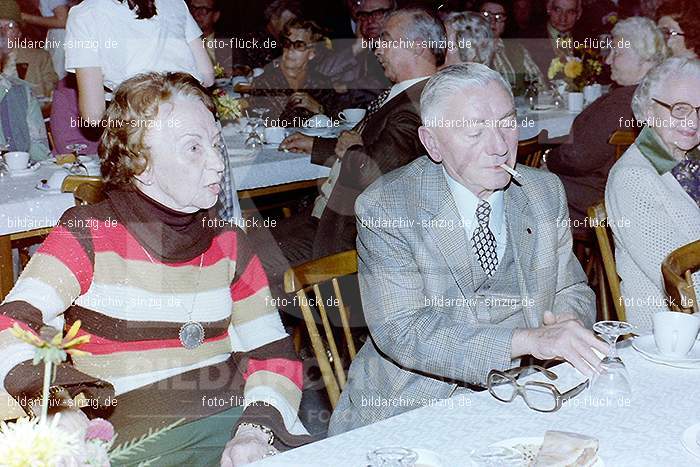 1980 Seniorenfeier im Helenensaal Sinzig: LTHLSN-007082