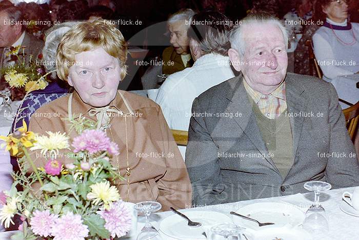 1980 Seniorenfeier im Helenensaal Sinzig: LTHLSN-007090