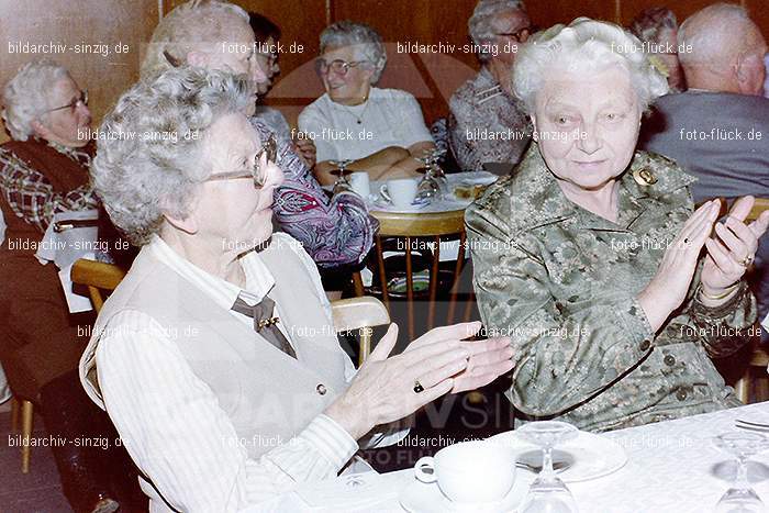 1980 Seniorenfeier im Helenensaal Sinzig: LTHLSN-007097