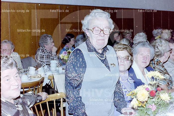 1980 Seniorenfeier im Helenensaal Sinzig: LTHLSN-007100