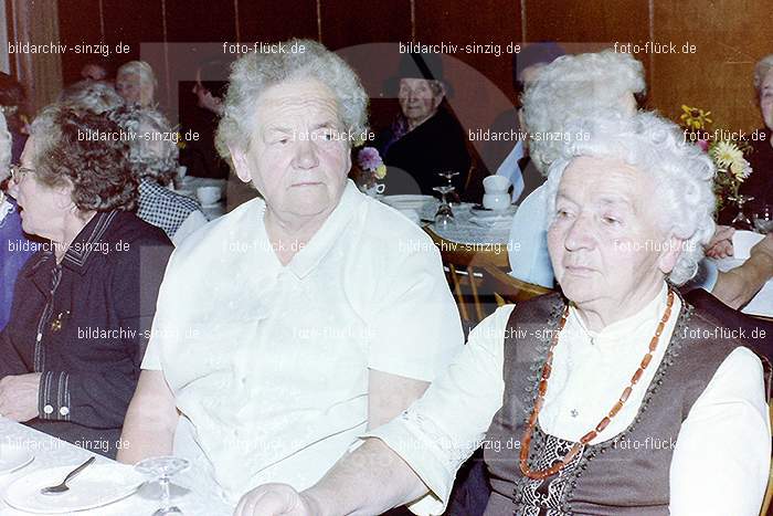 1980 Seniorenfeier im Helenensaal Sinzig: LTHLSN-007102