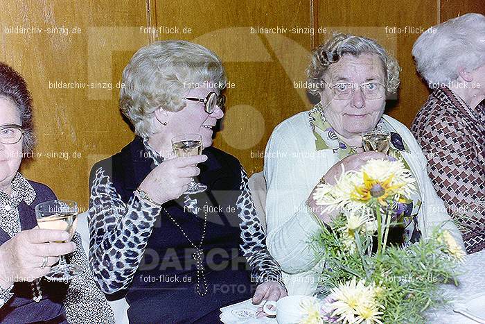 1980 Seniorenfeier im Helenensaal Sinzig: LTHLSN-007156