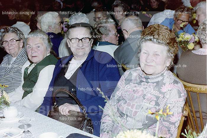 1980 Seniorenfeier im Helenensaal Sinzig: LTHLSN-007173