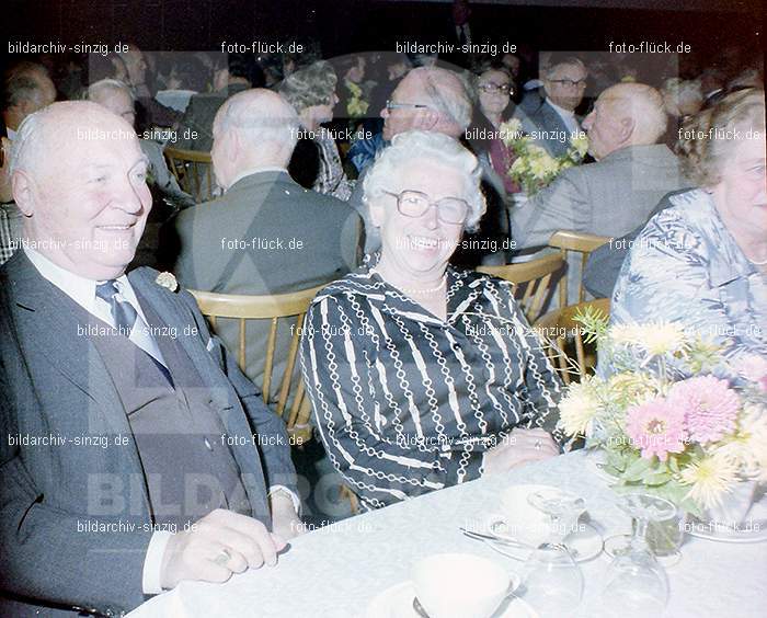 1980 Seniorenfeier im Helenensaal Sinzig: LTHLSN-007215