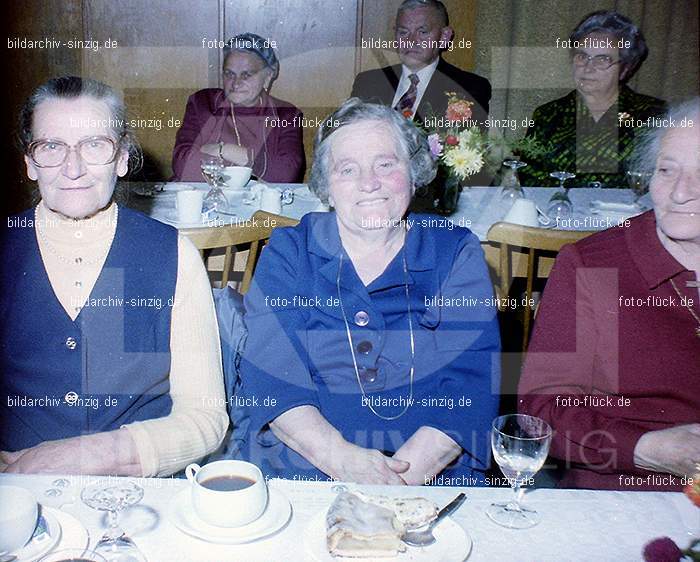 1980 Seniorenfeier im Helenensaal Sinzig: LTHLSN-007250