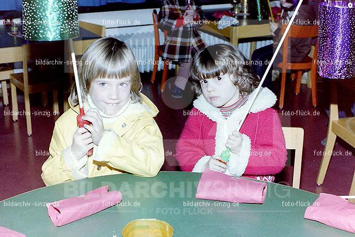 1979 St. Martin Feier im Kath. Kindergarten St. Peter Sinzig: STMRFRKTKNSTPTSN-007264