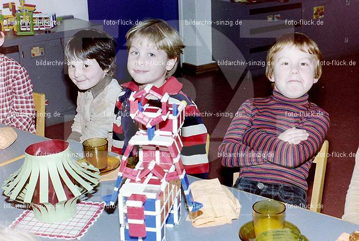 1979 St. Martin Feier im Kath. Kindergarten St. Peter Sinzig: STMRFRKTKNSTPTSN-007296