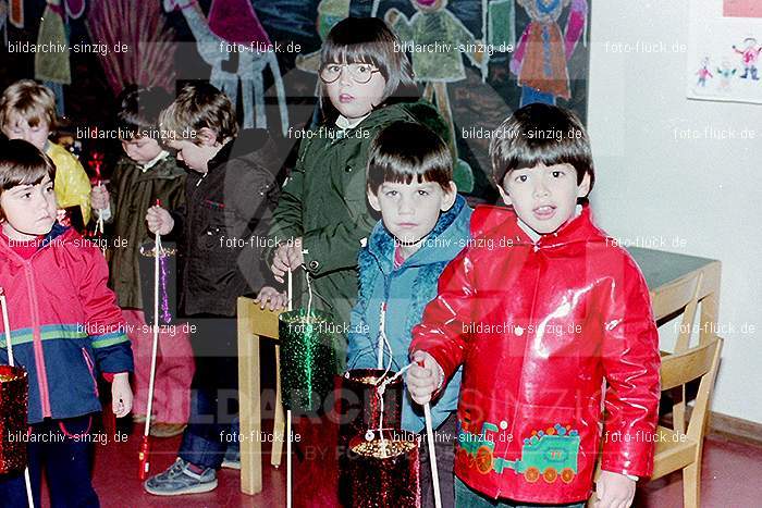 1979 St. Martin Feier im Kath. Kindergarten St. Peter Sinzig: STMRFRKTKNSTPTSN-007325