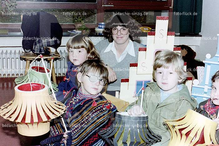 1979 St. Martin Feier im Kath. Kindergarten St. Peter Sinzig: STMRFRKTKNSTPTSN-007337