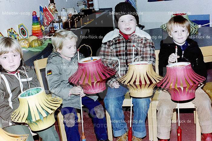 1979 St. Martin Feier im Kath. Kindergarten St. Peter Sinzig: STMRFRKTKNSTPTSN-007340