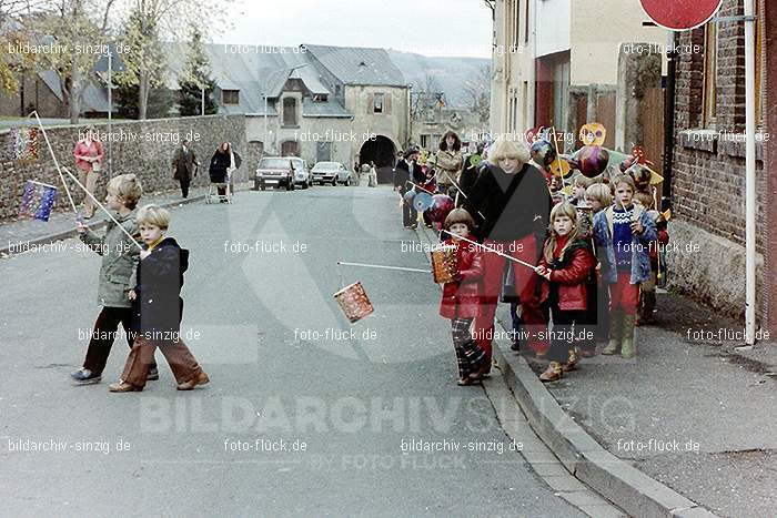 1979 St. Martin Feier im Kath. Kindergarten St. Peter Sinzig: STMRFRKTKNSTPTSN-007357