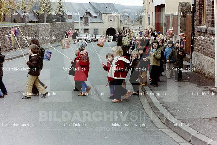 1979 St. Martin Feier im Kath. Kindergarten St. Peter Sinzig: STMRFRKTKNSTPTSN-007358