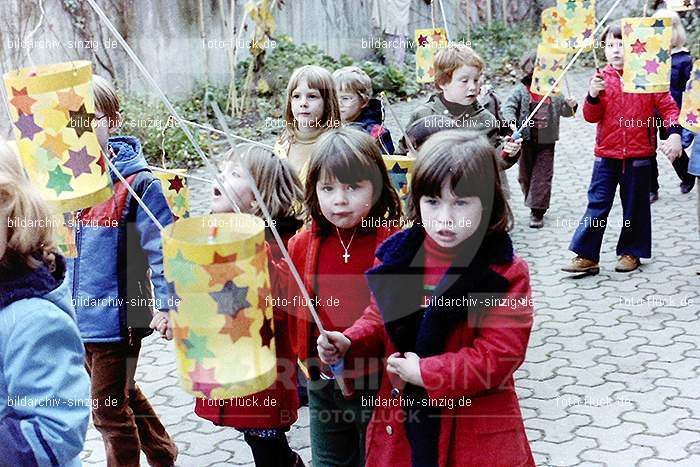 1979 St. Martin Feier im Kath. Kindergarten St. Peter Sinzig: STMRFRKTKNSTPTSN-007379