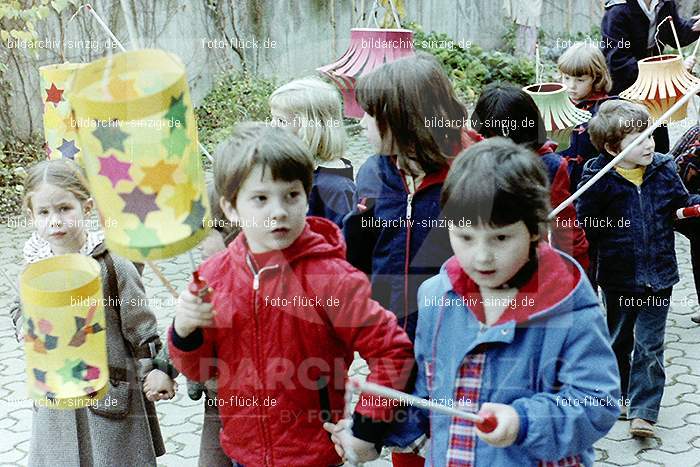 1979 St. Martin Feier im Kath. Kindergarten St. Peter Sinzig: STMRFRKTKNSTPTSN-007381