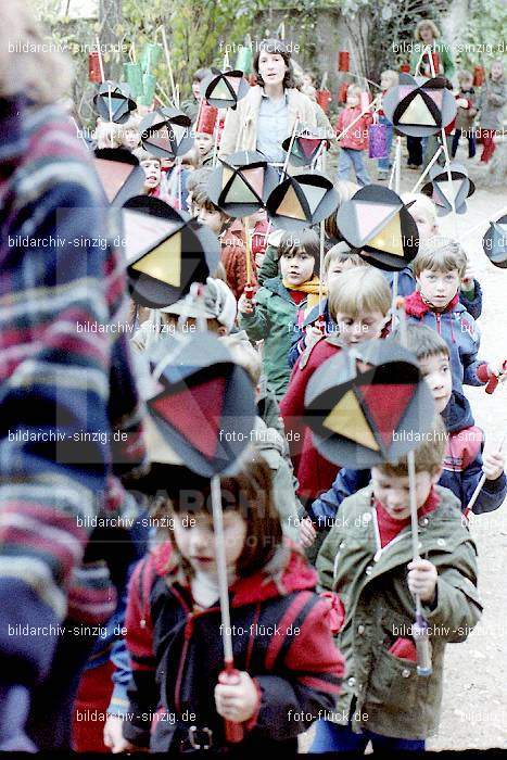 1979 St. Martin Feier im Kath. Kindergarten St. Peter Sinzig: STMRFRKTKNSTPTSN-007383