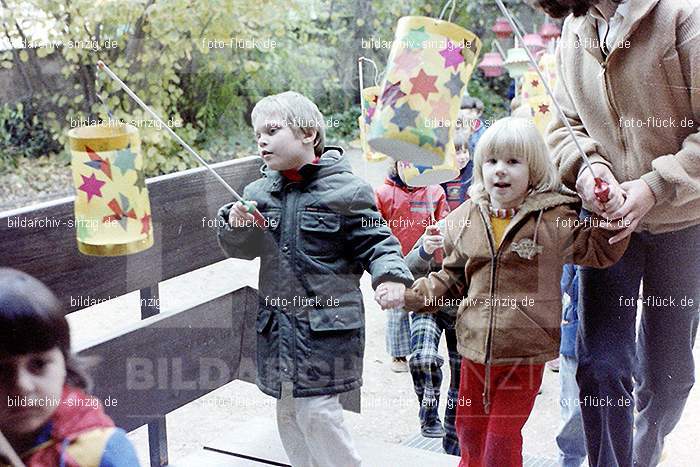 1979 St. Martin Feier im Kath. Kindergarten St. Peter Sinzig: STMRFRKTKNSTPTSN-007385