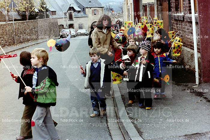 1979 St. Martin Feier im Kath. Kindergarten St. Peter Sinzig: STMRFRKTKNSTPTSN-007387