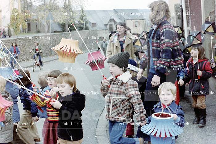 1979 St. Martin Feier im Kath. Kindergarten St. Peter Sinzig: STMRFRKTKNSTPTSN-007390