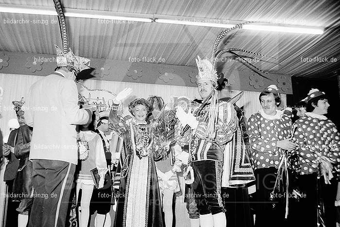 1980 Karnevals-Sitzung im Helenensaal Sinzig: KRSTHLSN-007399