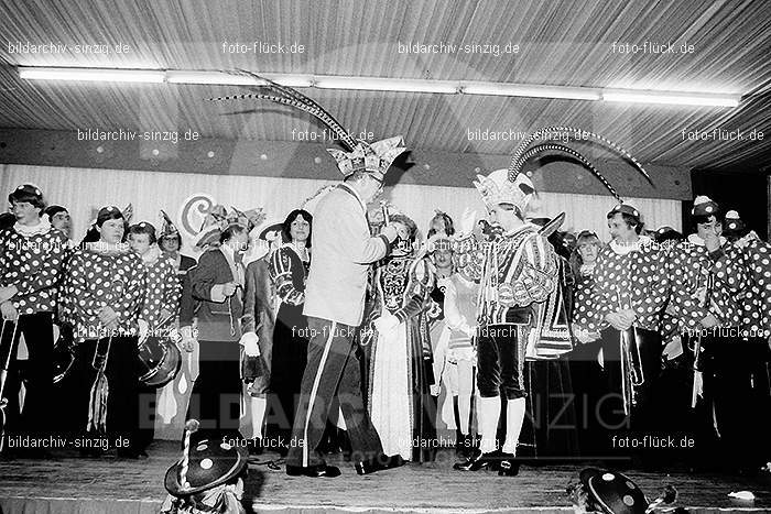 1980 Karnevals-Sitzung im Helenensaal Sinzig: KRSTHLSN-007400