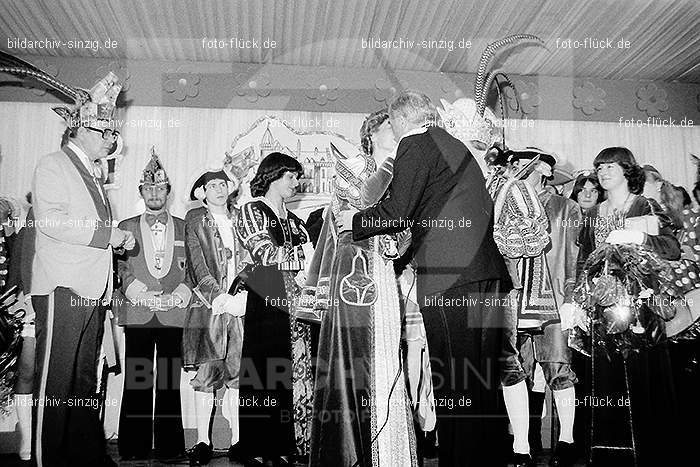 1980 Karnevals-Sitzung im Helenensaal Sinzig: KRSTHLSN-007401