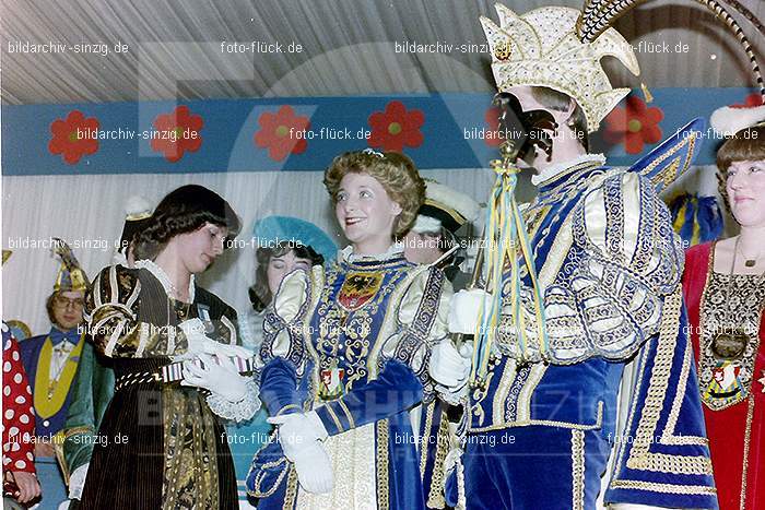 1980 Karnevals-Sitzung im Helenensaal Sinzig: KRSTHLSN-007428