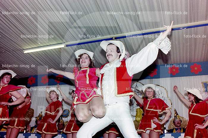 1980 Karnevals-Sitzung im Helenensaal Sinzig: KRSTHLSN-007467